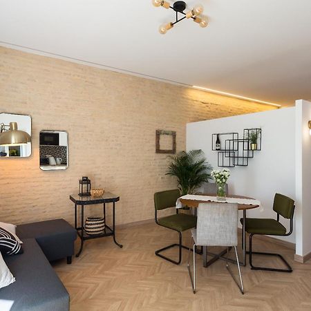 Center Apartment Fully Eqquiped Opcional Breakfast Sevilla Exteriér fotografie