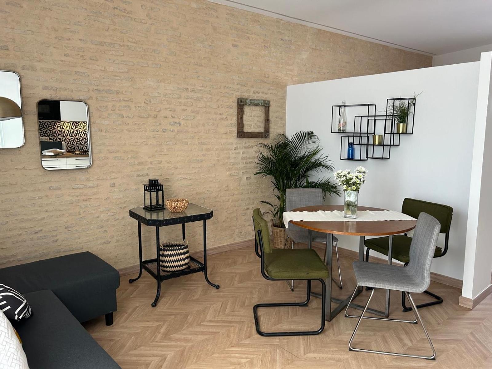 Center Apartment Fully Eqquiped Opcional Breakfast Sevilla Exteriér fotografie