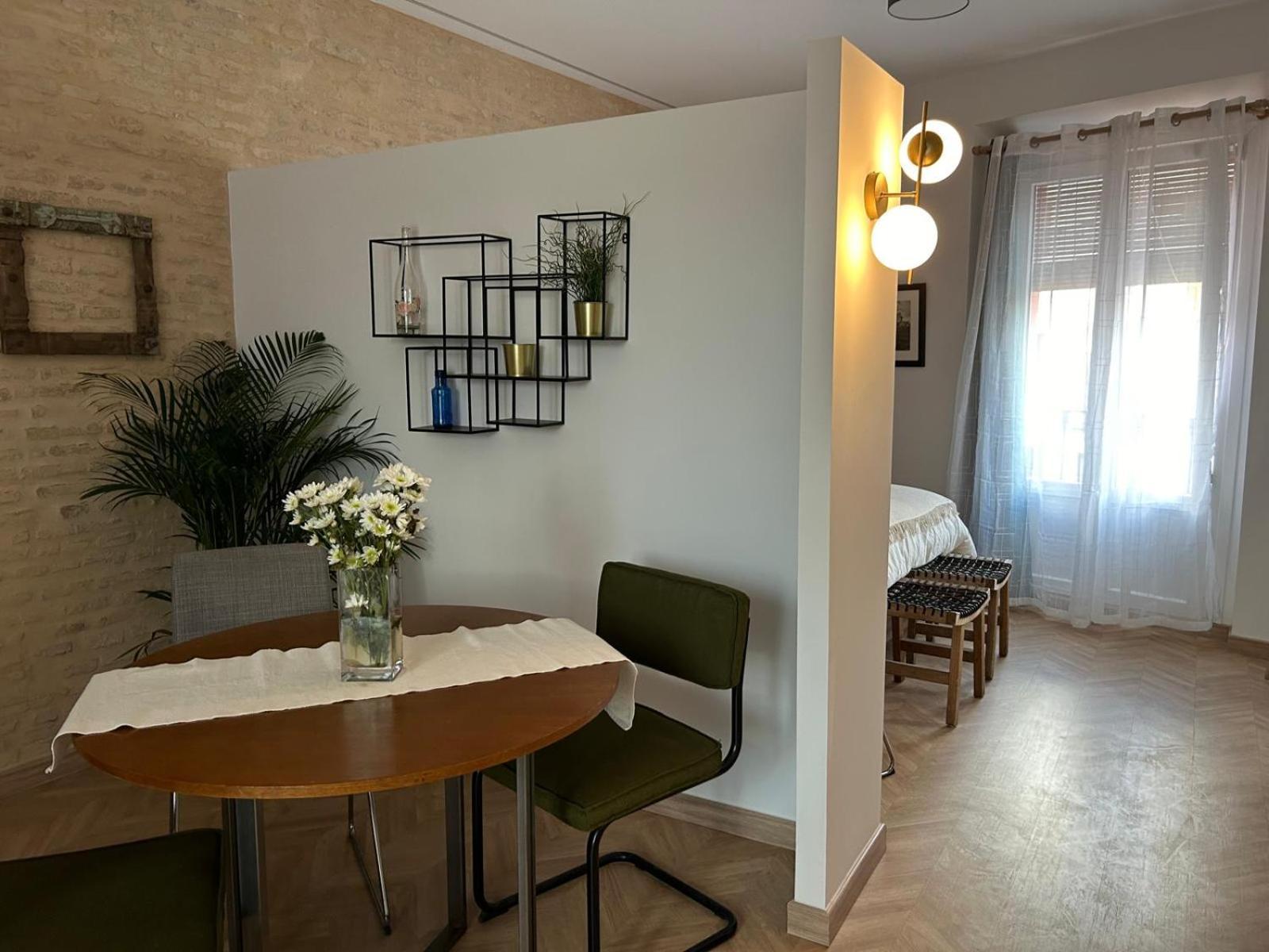Center Apartment Fully Eqquiped Opcional Breakfast Sevilla Exteriér fotografie